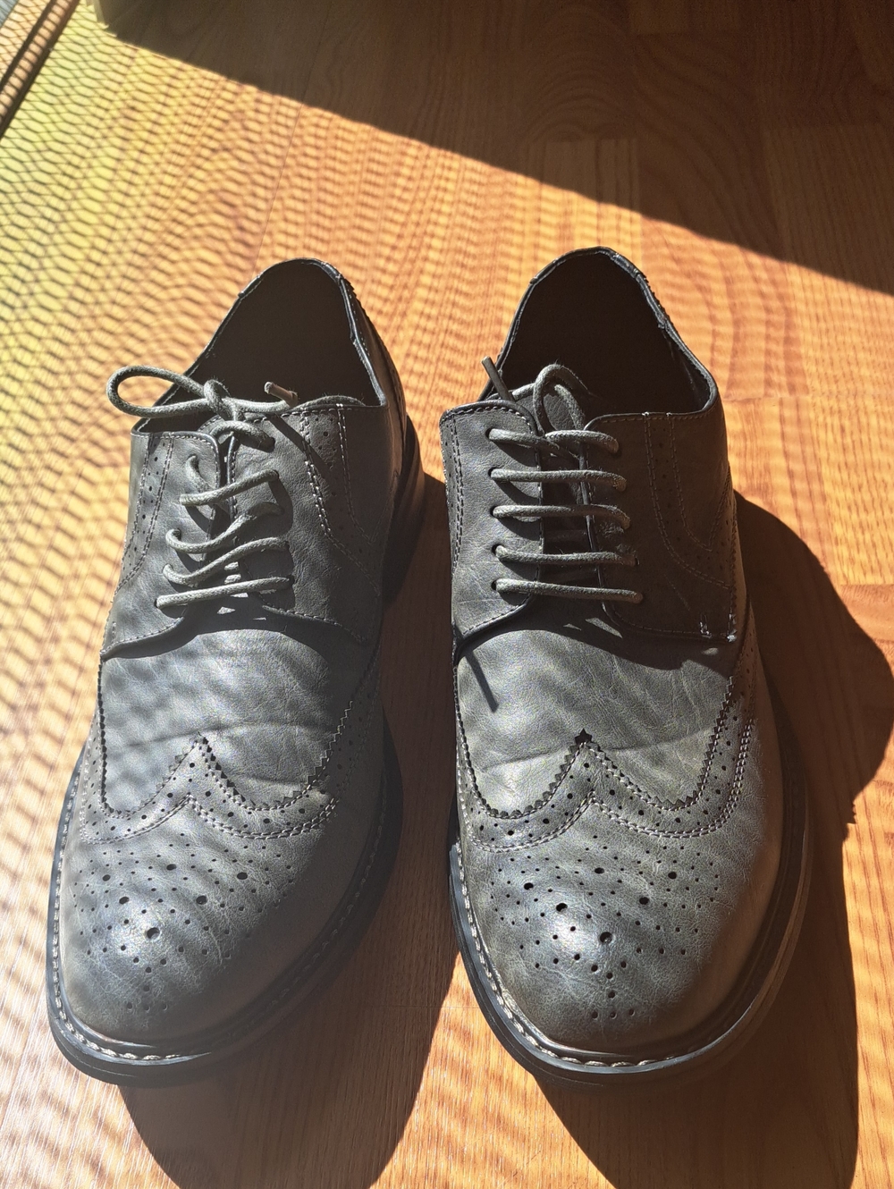 Perry Ellis Gray Wingtip Derby Oxfords